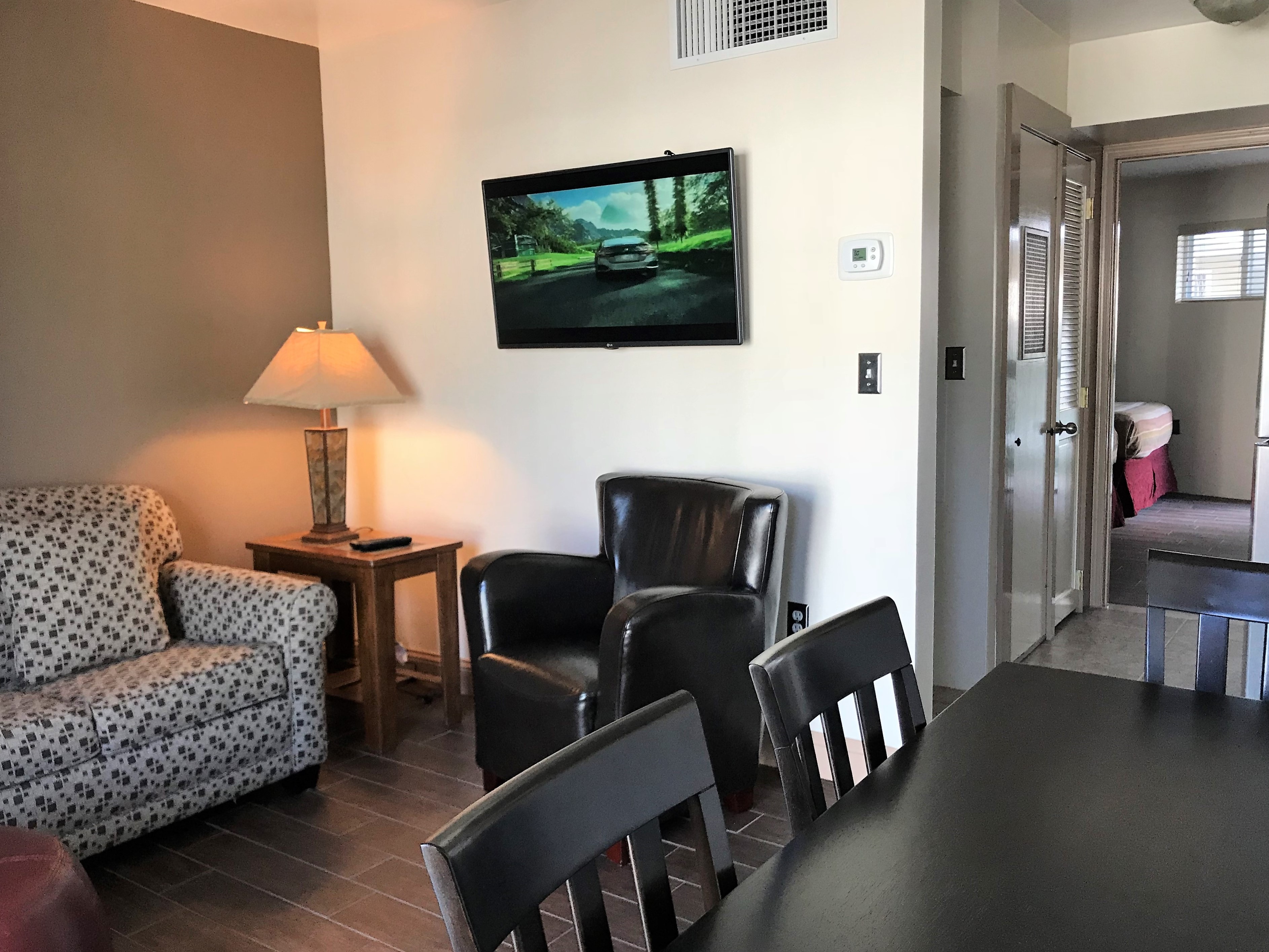 Ala Moana Motel suite type C, sitting area and view of the room - Copy